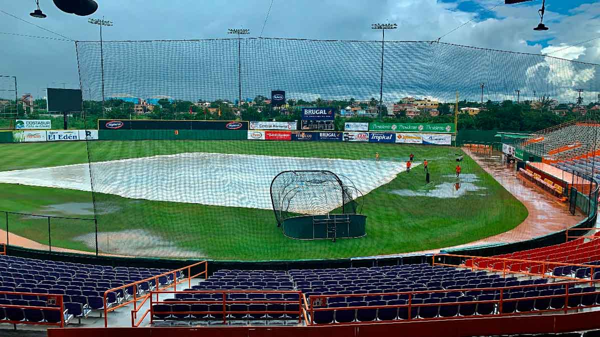 Lluvias posponen partido en La Romana