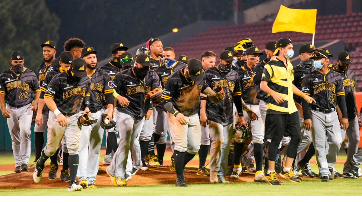 Las Águilas campeonas, conquistan título 22 y empatan al Licey de nuevo