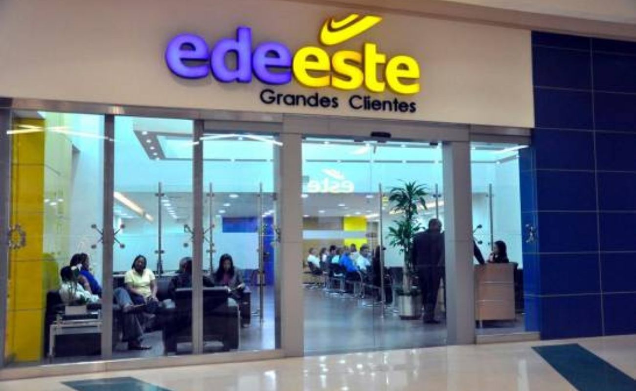 Edeeste