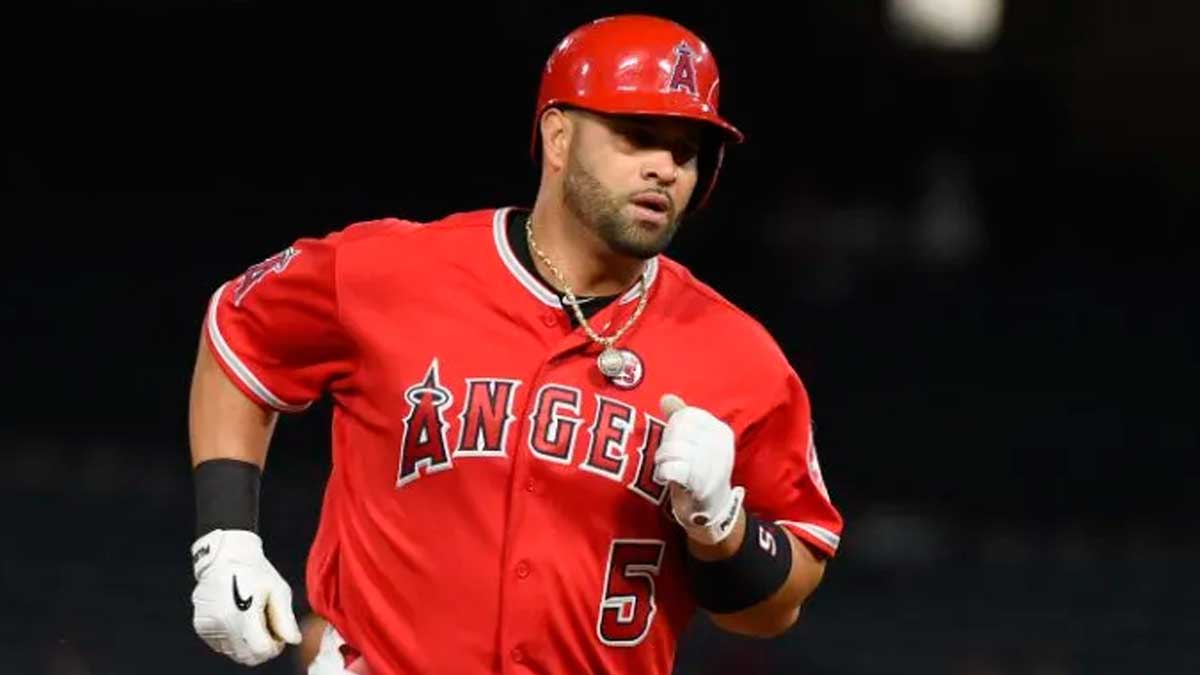 Albert Pujols jonronea y respalda victoria de los Angelinos