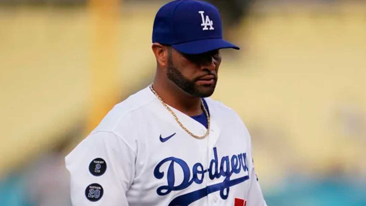 Albert Pujols dispara hit remolcador en su debut con los Dodgers