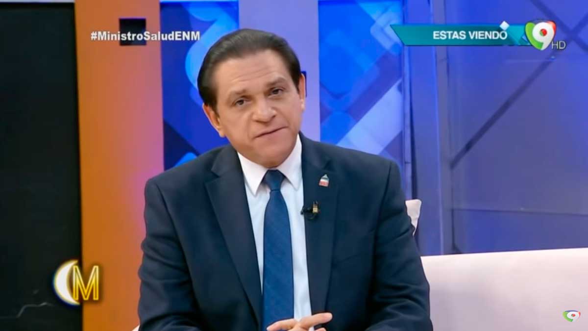 Dr. Daniel Rivera Ministro de Salud Pública en Esta Noche Mariasela