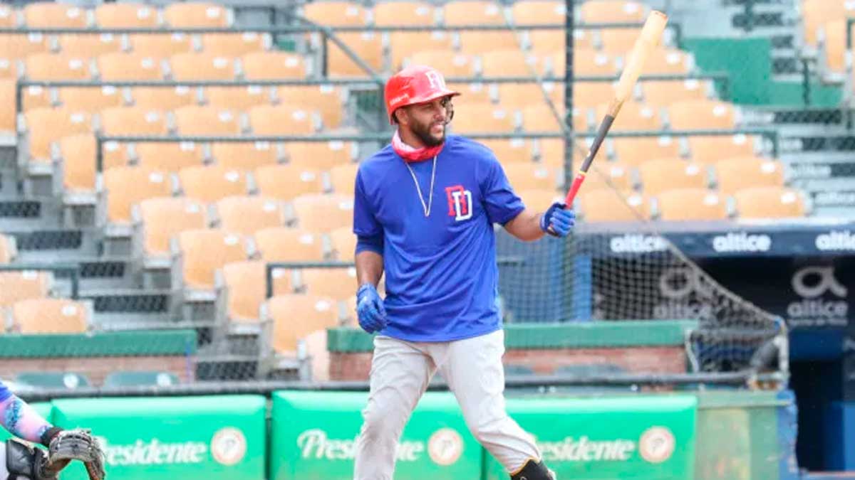 Ramón Torres y Johan Mieses irán con el equipo dominicano al repechaje