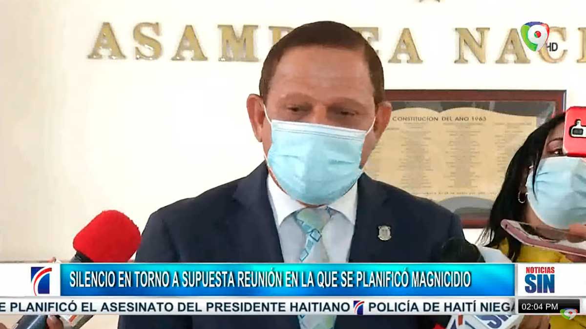 Autoridades dominicanas herméticas ante caso Haití / Haitianos cruzan a comprar | Primera Emisión SIN