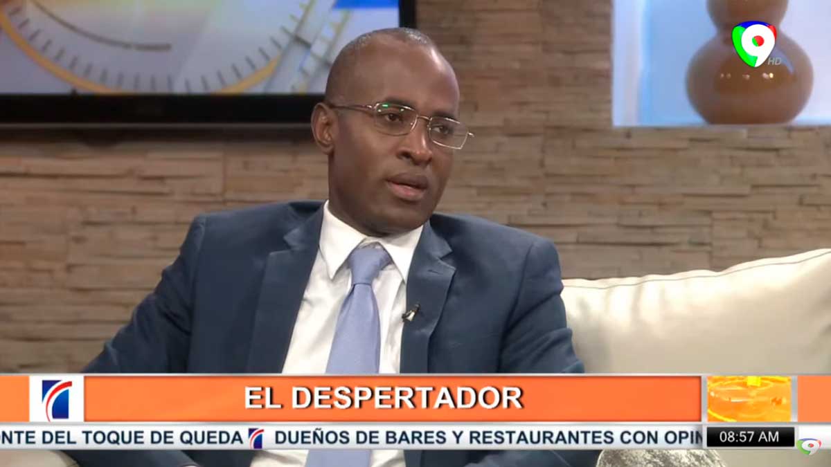 Joseph Harold Pierre Politólogo y Economista Haitiano en El Despertador SIN