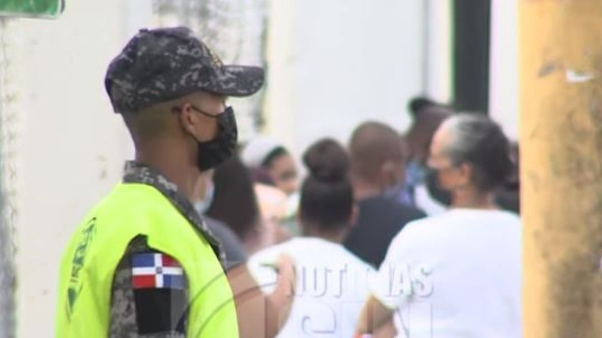 Ciudadanos desconfían de la Policía