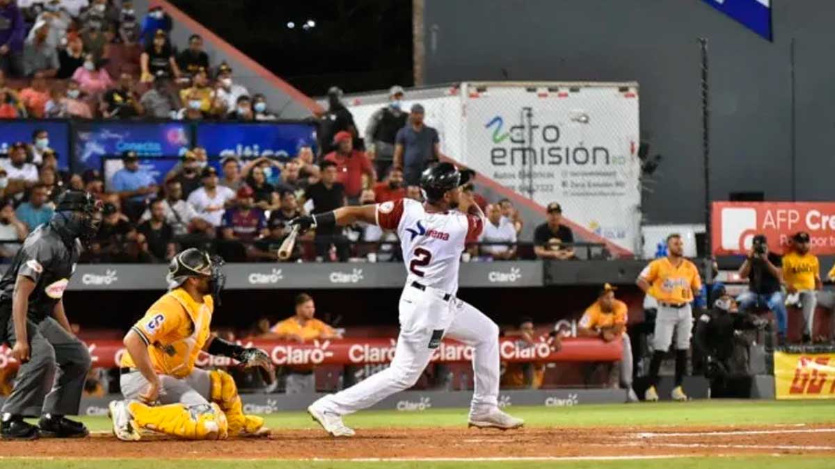 Gigantes dan paliza a las Águilas en San Francisco