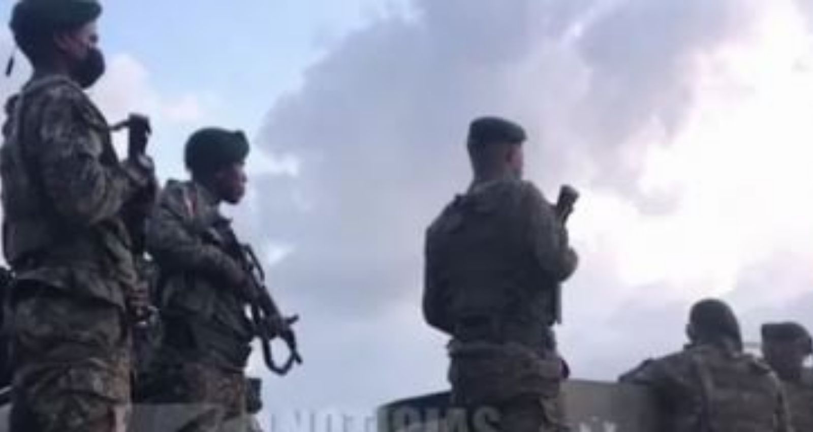 Tropas militares a frontera con Haití