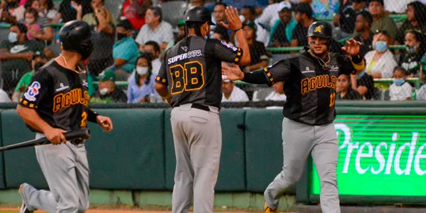 Águilas vencen a las Estrellas y empatan en segundo lugar