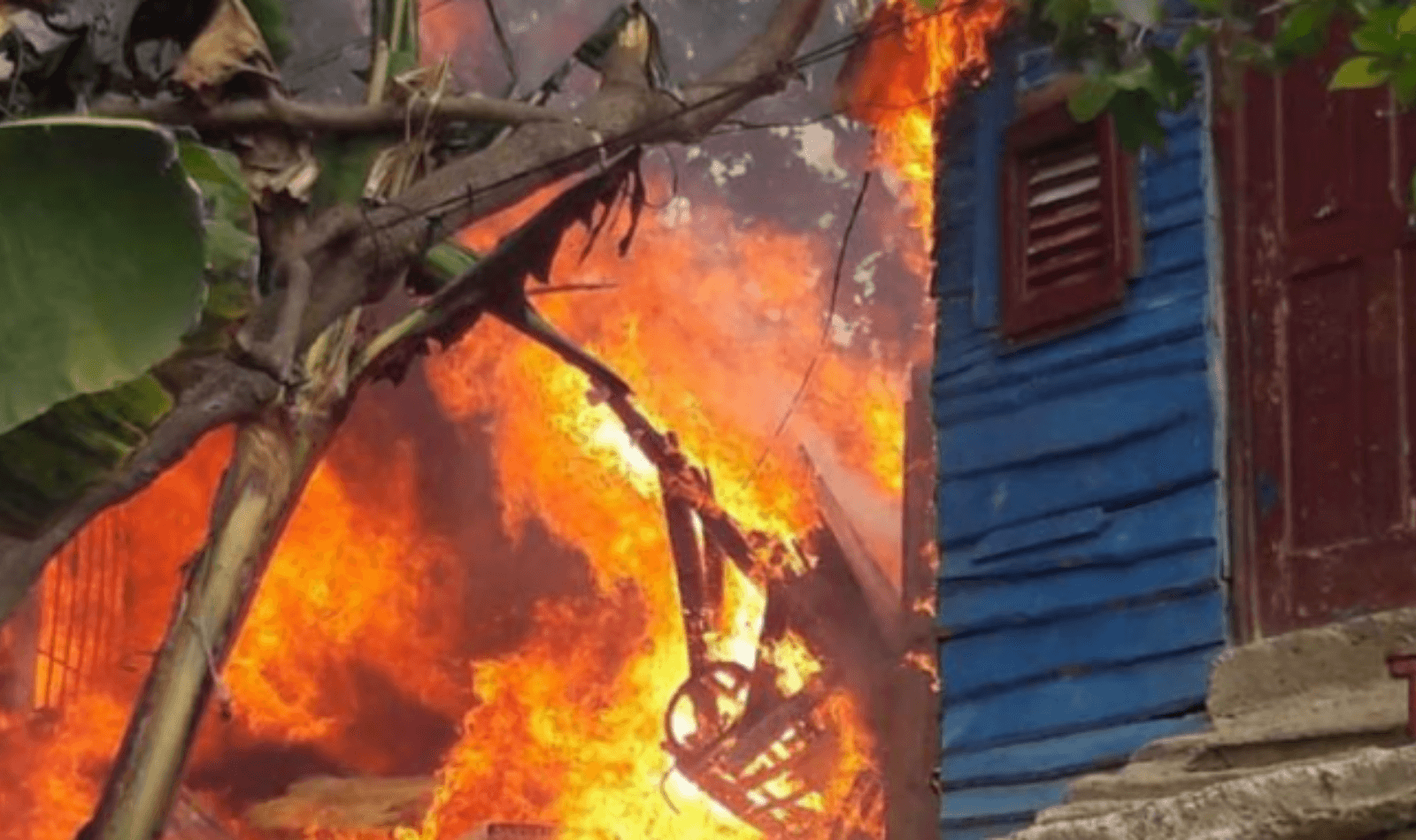 Hiere a expareja y Quema casa en Montecristi