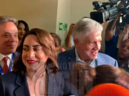 Directora de Supérate Gloria Reyes asiste a invitación del Senado