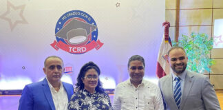 Entrega de premios me gradúo con el TCRD