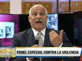 Jaime David comparte en el Panel contra la violencia