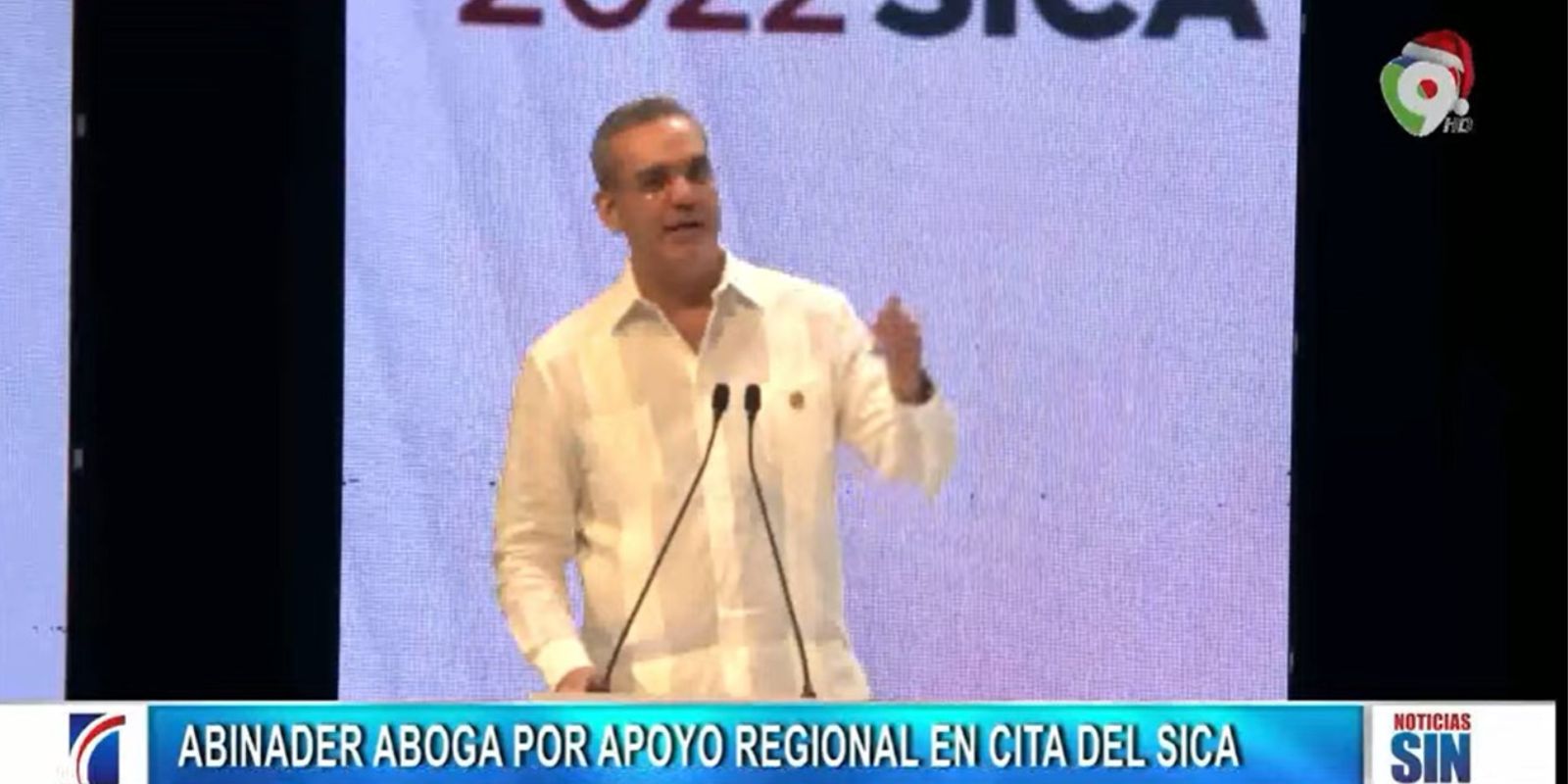 Abinader abogó por colaboración internacional en cumbre SICA/Emisión Estelar SIN