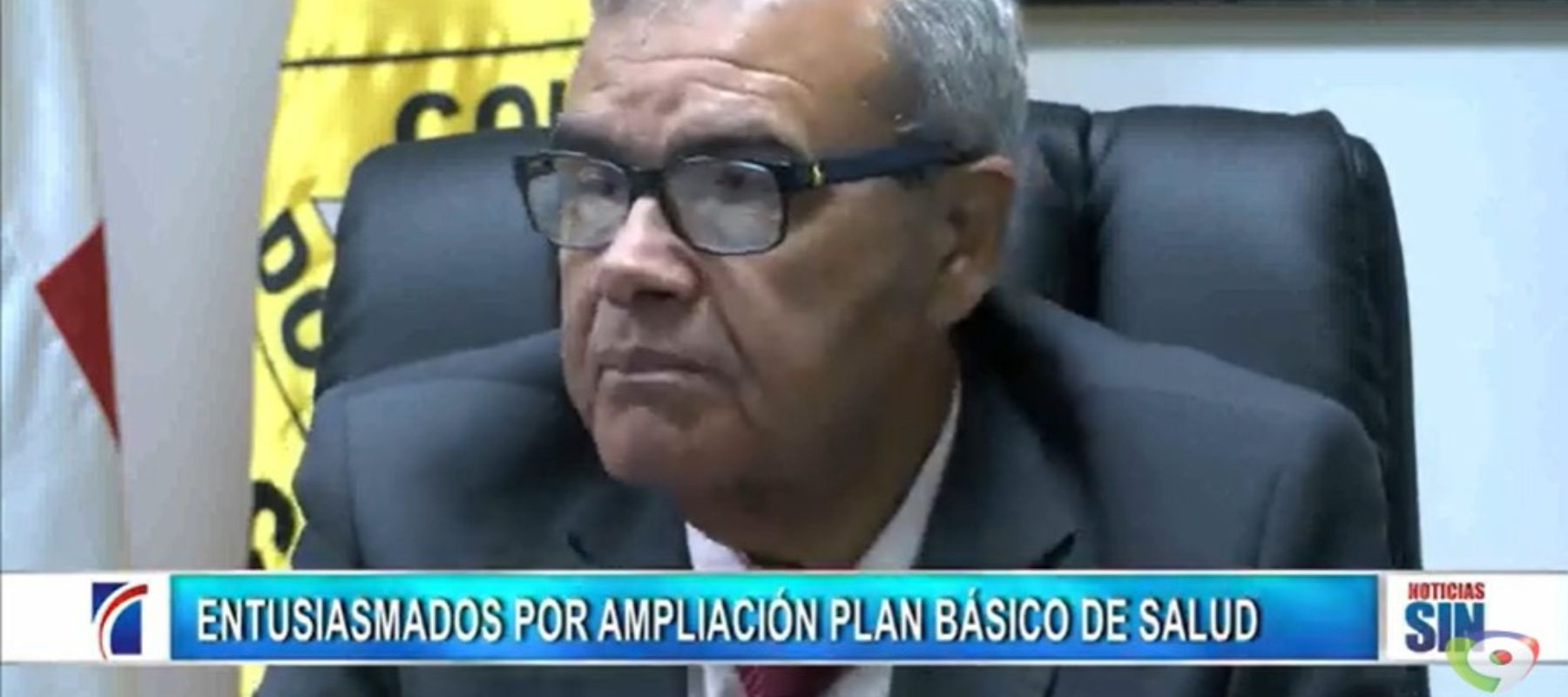 Gobierno y CMD acuerdan ampliar plan básico de salud