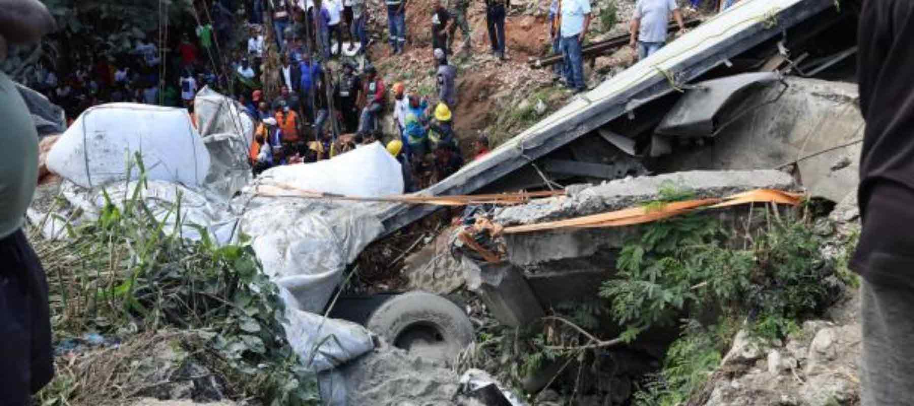 Cierran-carretera-Quita-Sueño-Haina-tras-accidente