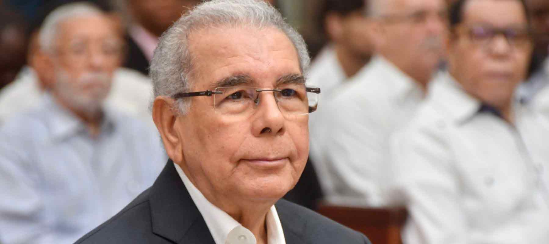 Danilo-Medina-dice-en-50-años-el-PLD-es-el-que-más-ha-contribuido-al-desarrollo-de-RD