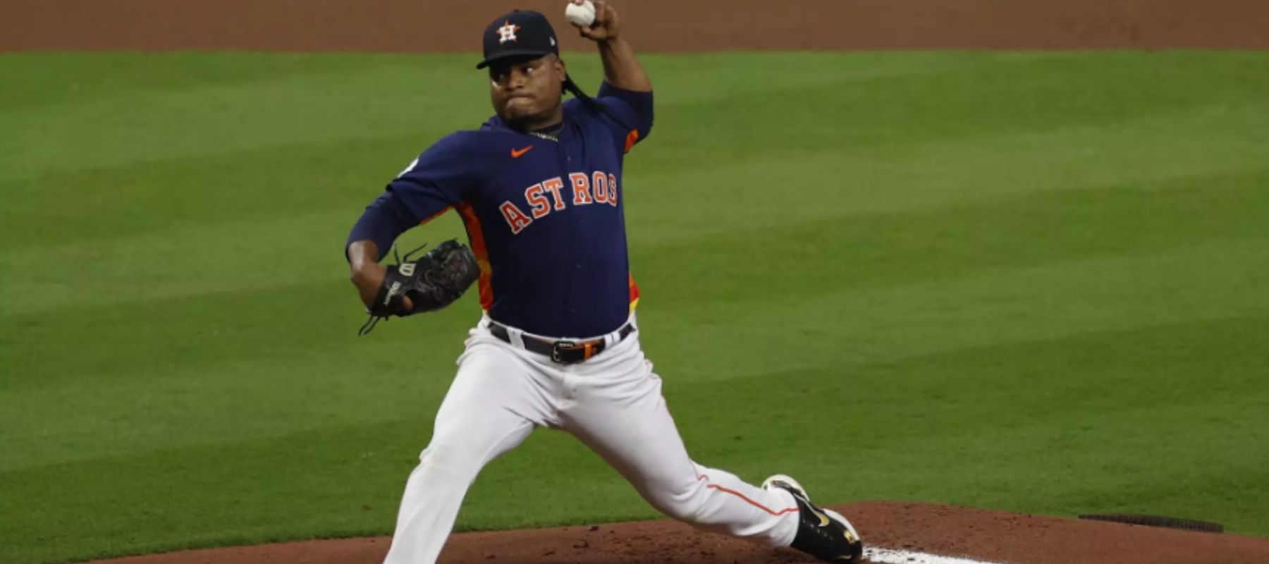 El dominicano Framber Valdez lanza juego sin hits y muestra grandeza latina en la MLB