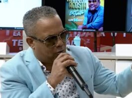 Héctor Acosta “El Torito” Aclara rumor de boda con Indira en El Show del Mediodía