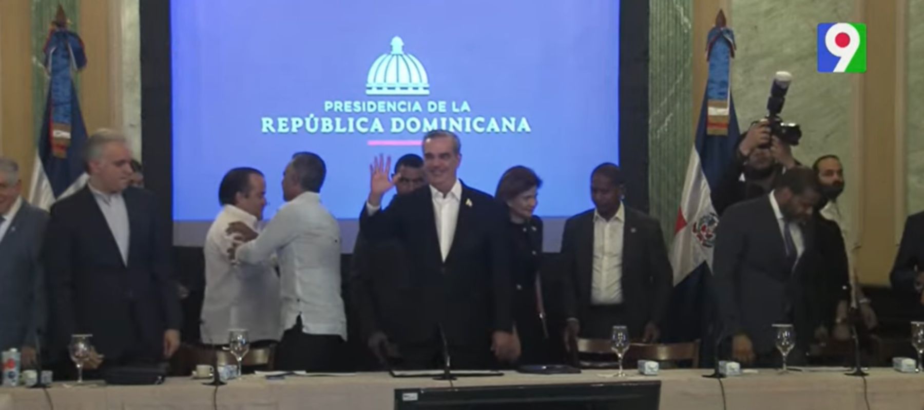 Legisladores aseguran que pacto es acto de reelección de Abinader