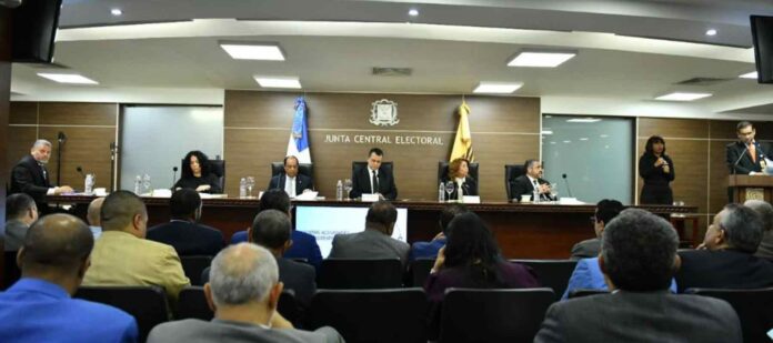 Legisladores-expresan-opiniones-ante-el-inicio-de-la-campaña-electoral