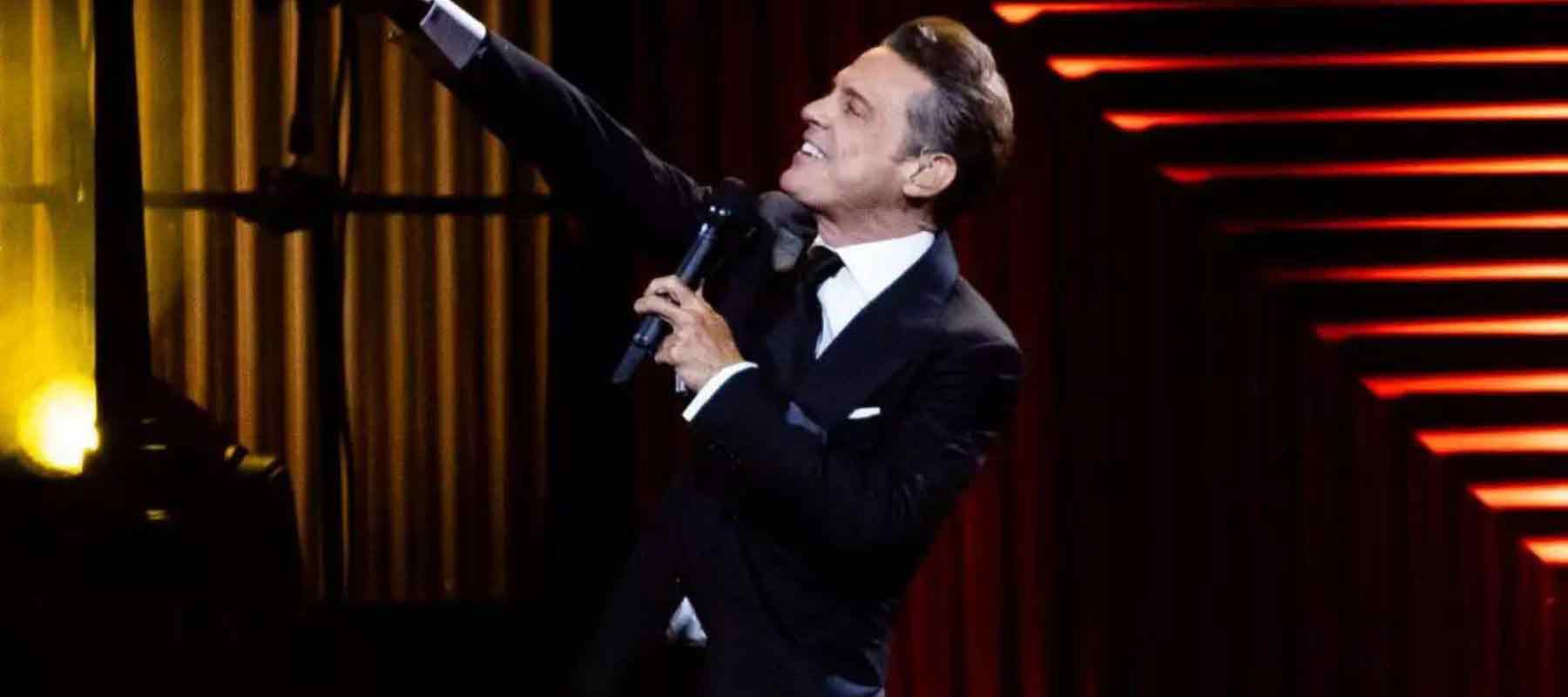 Luis-Miguel-posterga-su-concierto-para-hoy-en-el-Centro-Olímpico