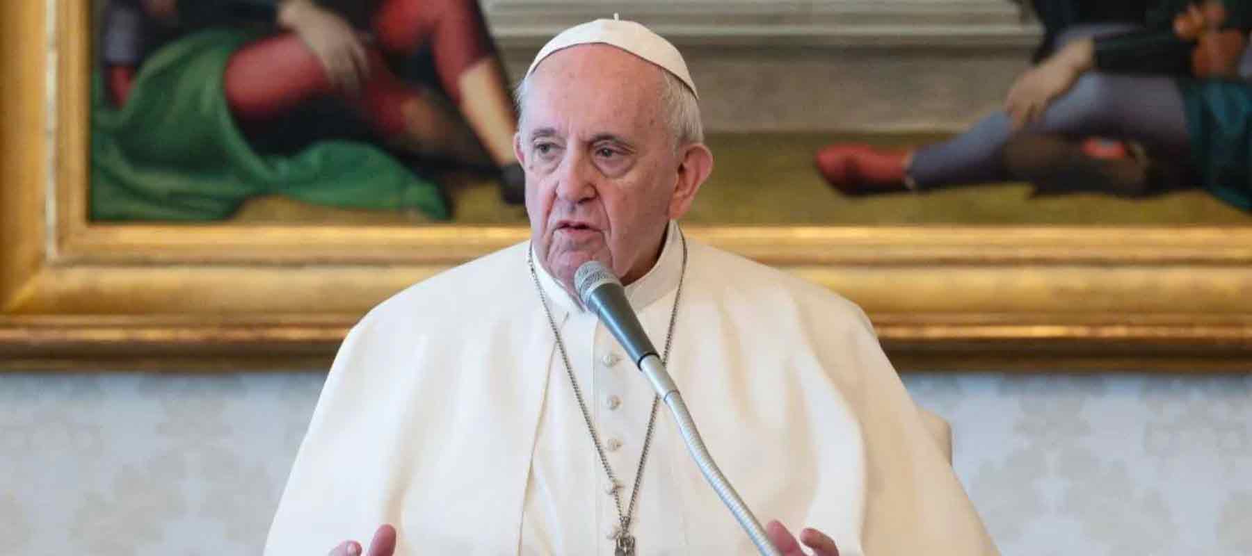 Papa-Francisco-pide-que-no-se-le-acelere-la-muerte-a-los-ancianos